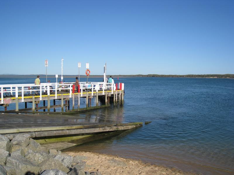 Inverloch - Inverloch Jetty, Anderson Inlet at Point Hughes: Boat ramp at jetty