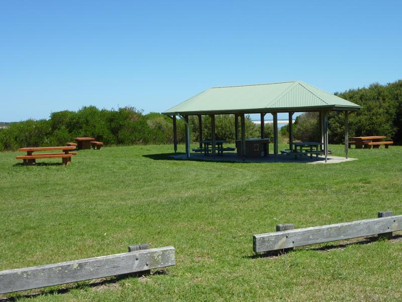 Inverloch - Rotary Park and beach, The Esplanade at Pymble Avenue: BBQ shelter and picnic area
