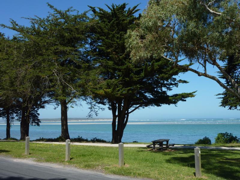 Inverloch - Beach along Ramsey Boulevard at Western Street: View from Ramsey Bvd towards Point Smythe