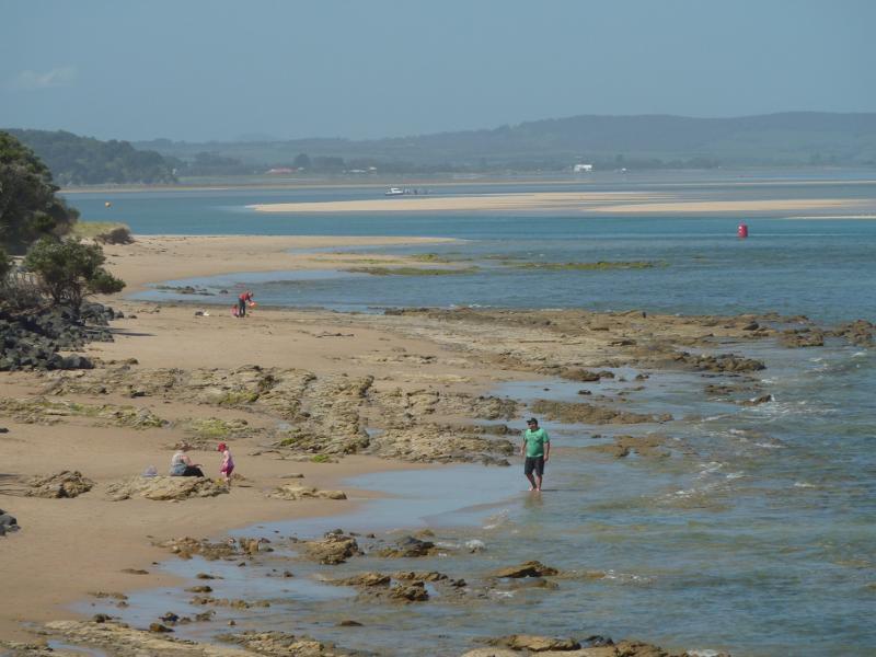 Inverloch - Beach along Ramsey Boulevard at Western Street: View east along coast