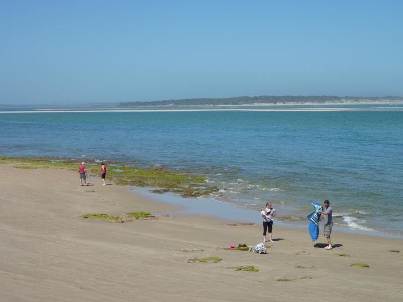 Inverloch - Beach along Ramsey Boulevard at Abbott Street: View south-east towards Point Smythe