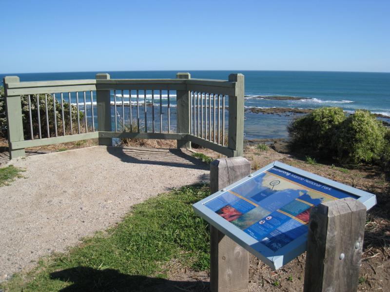 Inverloch - Bunurong Coastal Drive, Twin Reefs: Lookout over Twin Reefs