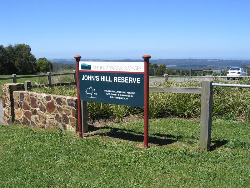 Kallista - Johns Hill Reserve, Ridge Road: Entrance to Johns Hill Reserve
