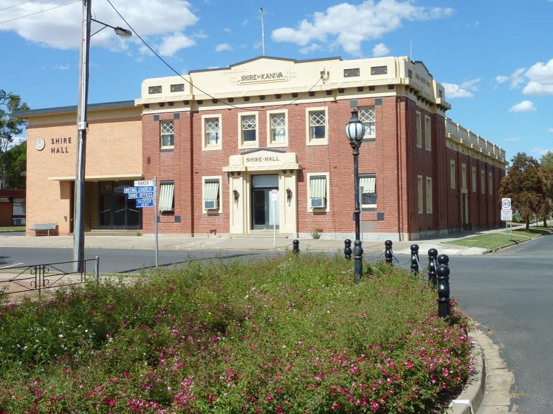Kaniva - Commercial Street East: Shire Hall, corner Commercial St and Baker St