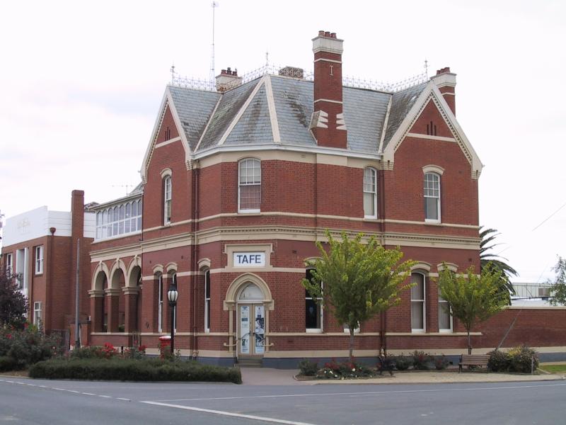 Kerang - Commercial centre and shops, Wellington Street and Victoria Street: Tafe college, corner Wellington St and Fitzroy St