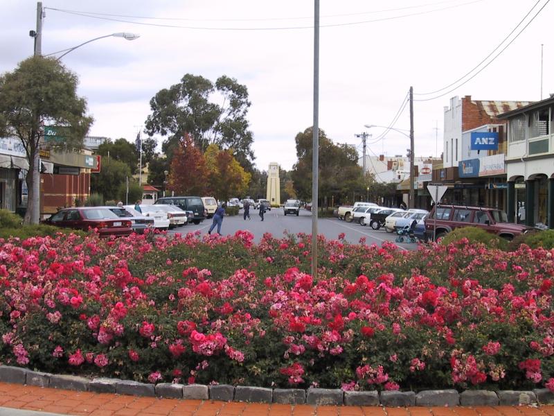 Kerang - Commercial centre and shops, Wellington Street and Victoria Street: View south along Victoria St at Scoresby St