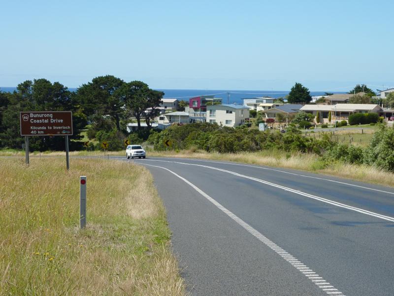 Kilcunda - Bass Highway north-west of town centre: View south-east along Bass Hwy towards Mabilia Rd