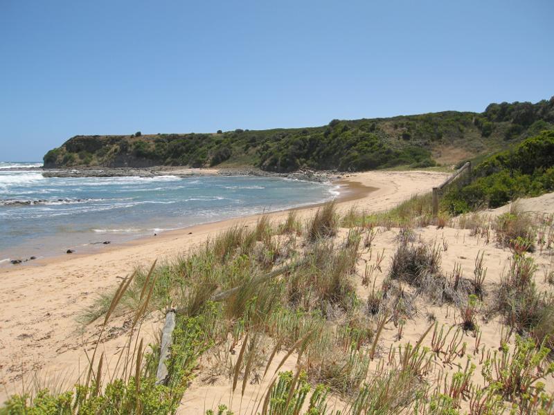 Kilcunda - Shelley Beach, west of town centre: View west along beach