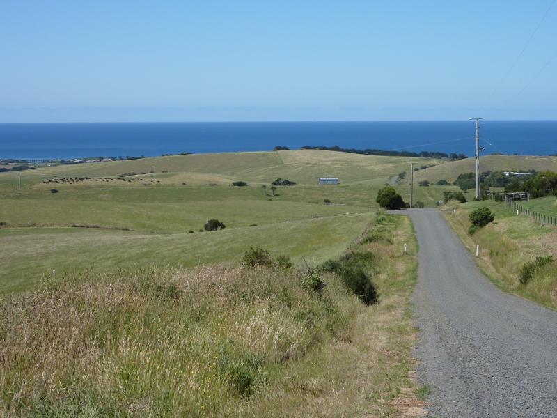 Kilcunda - Scenery along Kilcunda Ridge Road: Southerly view along road, 3 km from Bass Hwy