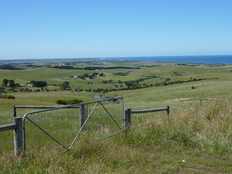 Kilcunda - Scenery along Kilcunda Ridge Road: South-easterly view, 3 km from Bass Hwy
