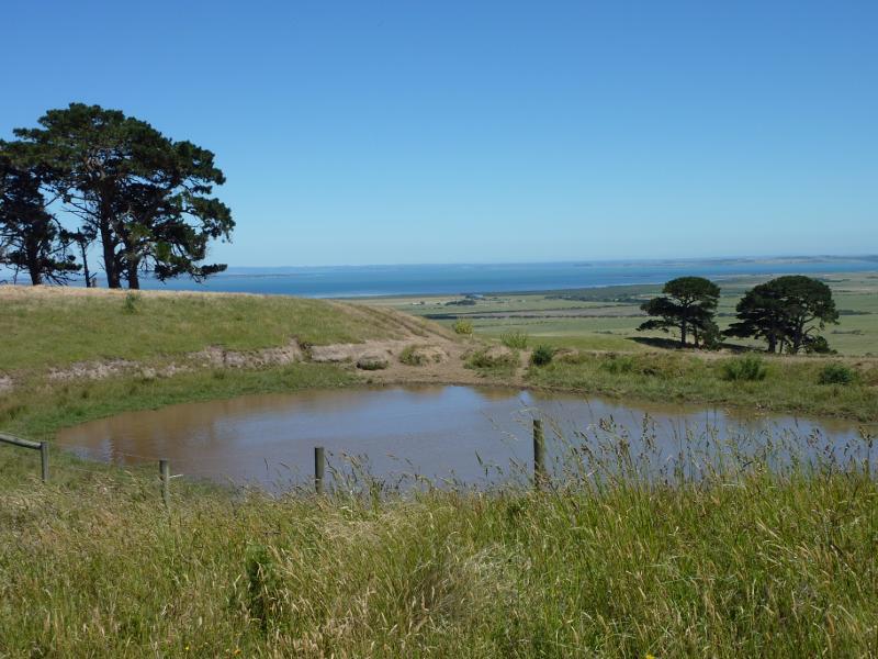 Kilcunda - Scenery along Kilcunda Ridge Road: Westerly view, 3.5 km from Bass Hwy at Powell Rd