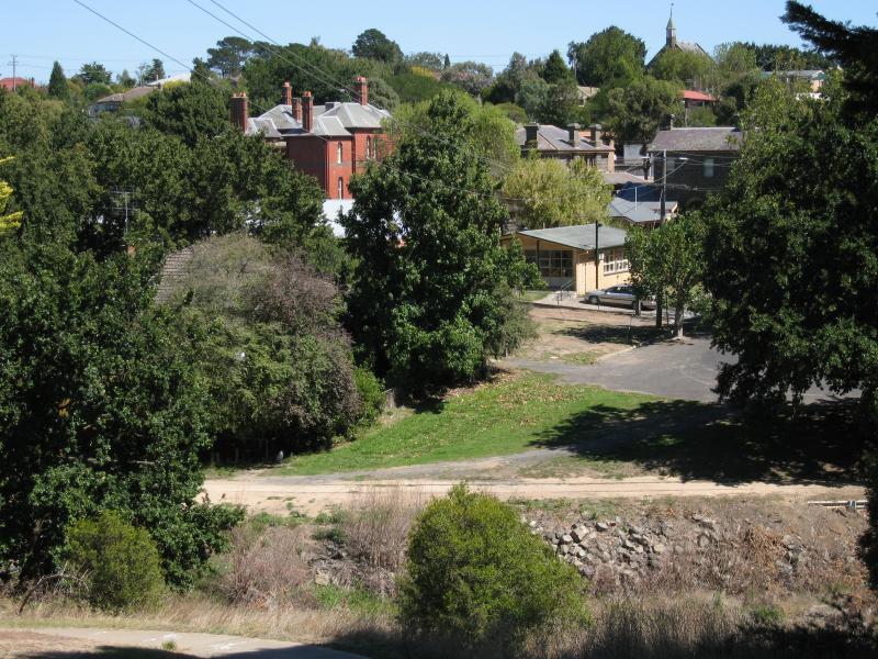 Kilmore - Hudson Park, Sydney Street between Bourke Street and Foote Street: View west across Kilmore Creek and park from Foote St at Victoria Pde