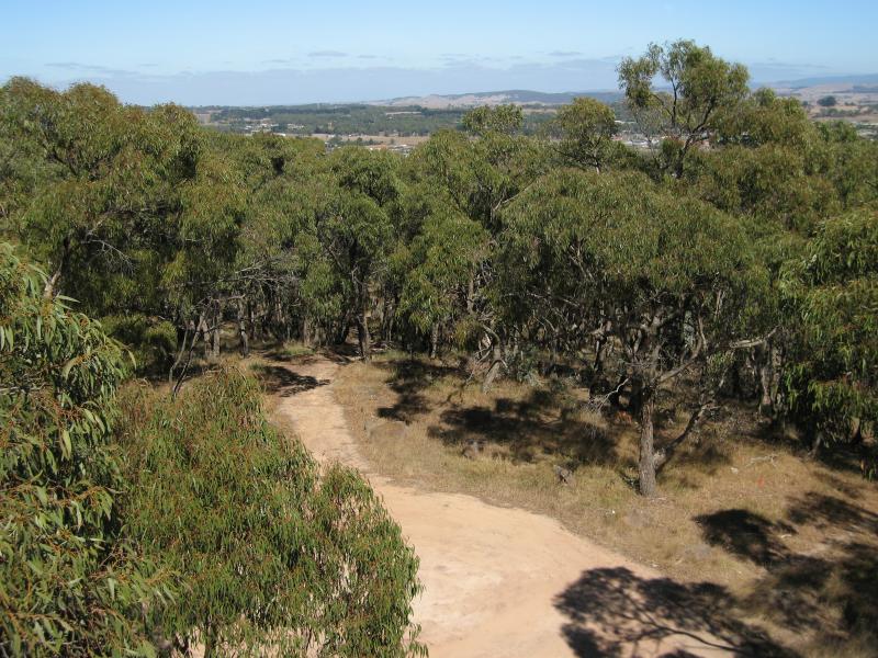 Kilmore - Monument Hill and Hume & Hovell Memorial Lookout Tower: View south-west from top of lookout tower
