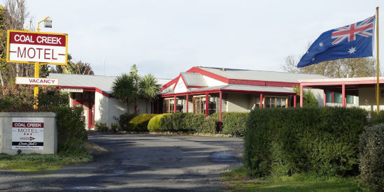 Coal Creek Motel