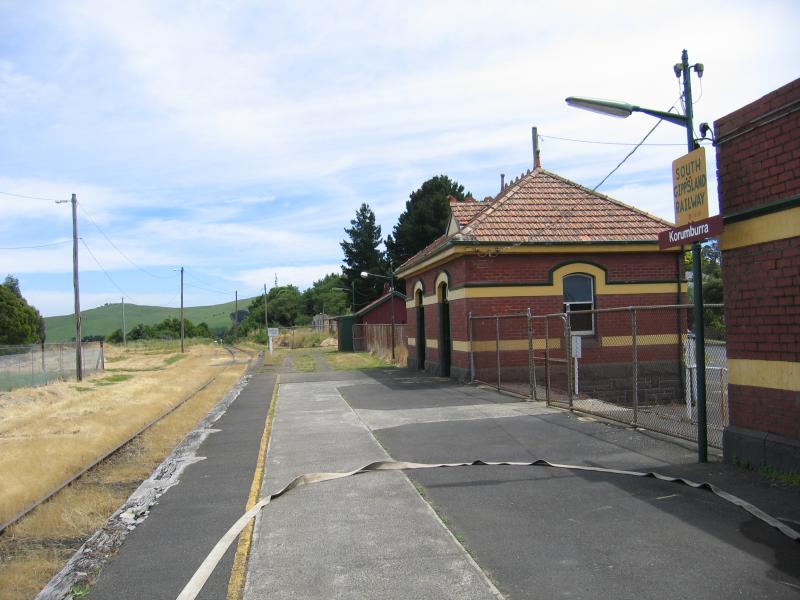 Korumburra - Korumburra railway station, Station Street: View north-west along station platform