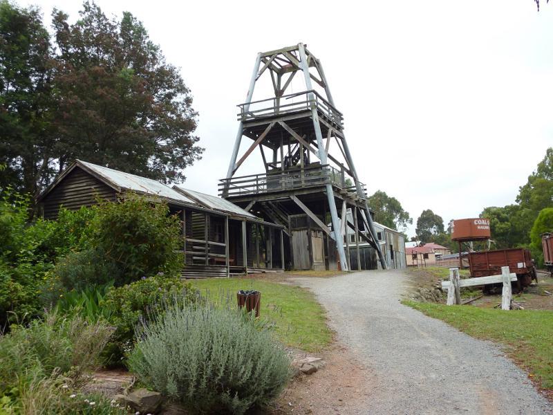 Korumburra - Coal Creek Heritage Village, Silkstone Road: Poppet head and winch house