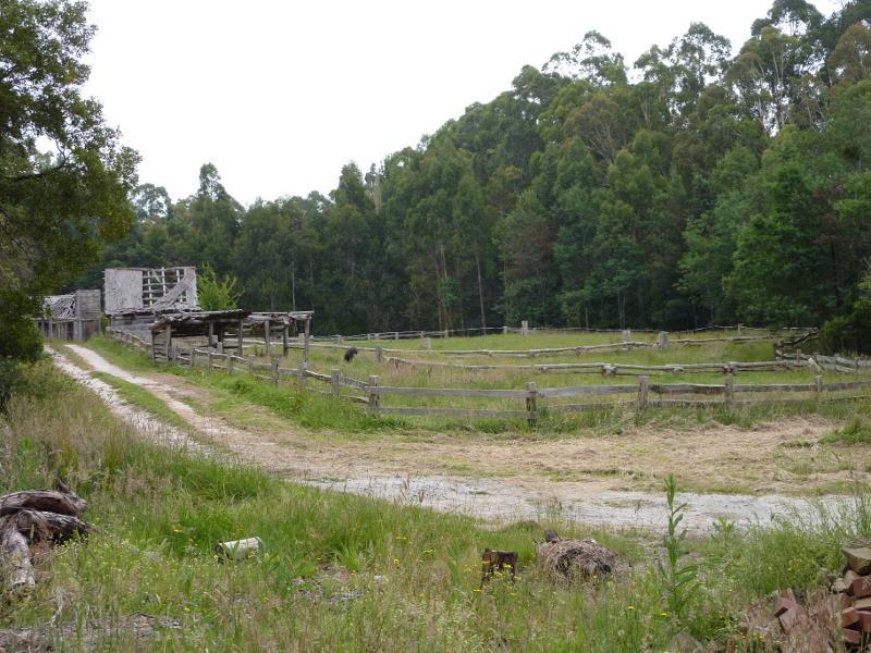 Korumburra - Coal Creek Heritage Village, Silkstone Road: Farm house and paddocks