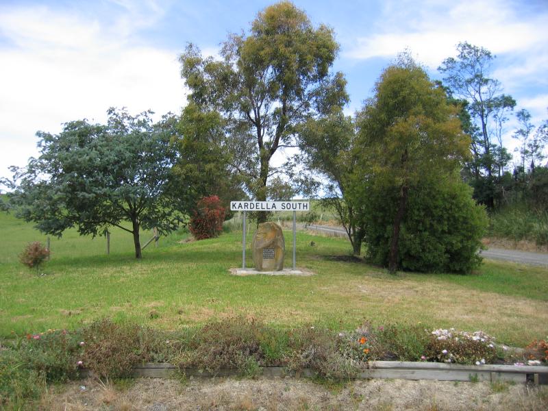 Korumburra - South Gippsland Highway east of Korumburra: Kardella South sign, South Gippsland Highway at Le Maitres Rd