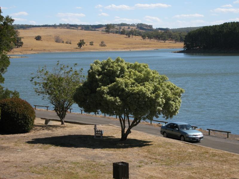 Kyneton - Lauriston Reservoir: View west across reservoir near dam wall