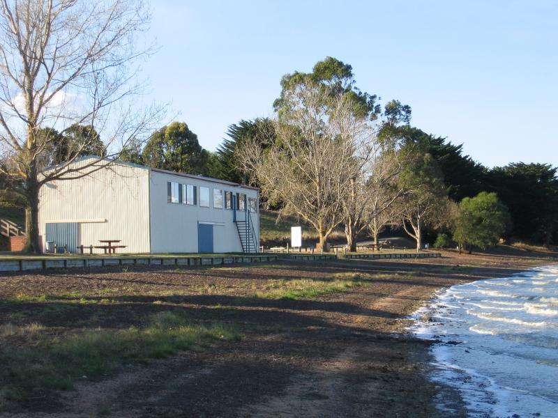 Lake Bolac - Lake Bolac, Frontage Road area: Boat house fronting the lake
