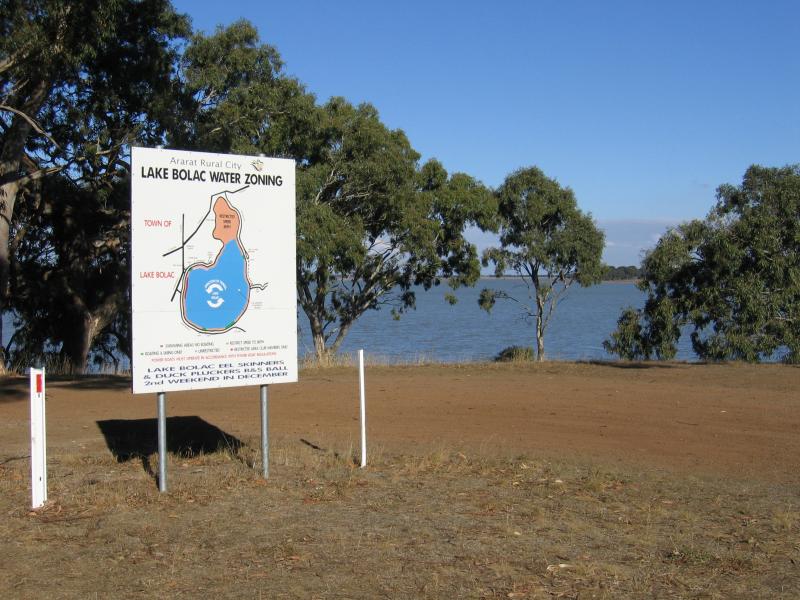 Lake Bolac - Lake Bolac, northern end fronting Glenelg Highway: Lake Bolac water zoning sign