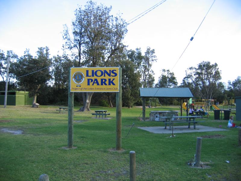 Lakes Entrance - Eastern Beach and Lions Park: Lions Park, off Eastern Beach Rd