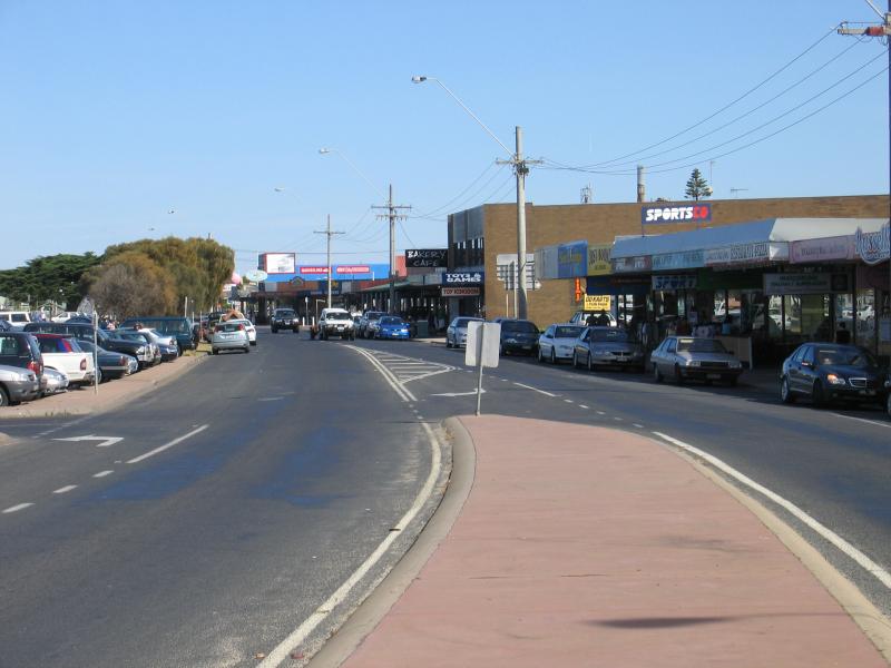 Lakes Entrance - Shops and accommodation along Esplanade: View west along Esplanade at Myer St