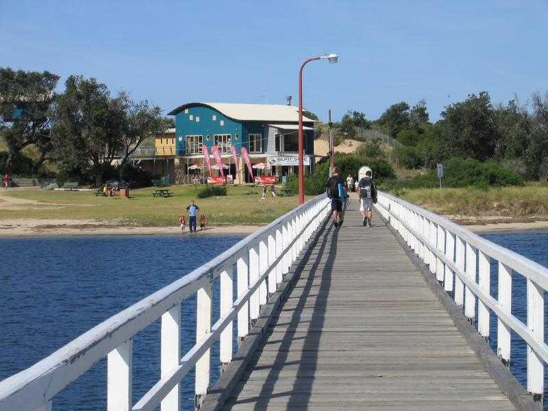 Lakes Entrance - Footbridge across Cunninghame Arm from Esplanade to Main Beach: View south along footbridge