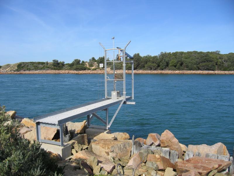 Lakes Entrance - Main Beach along Cunninghame Arm: View west across The Narrows
