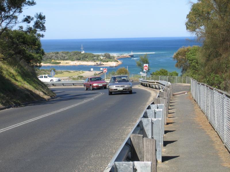 Lakes Entrance - Lookouts along Princes Highway, Kalimna: View south-east along Princes Hwy towards Bullock Island