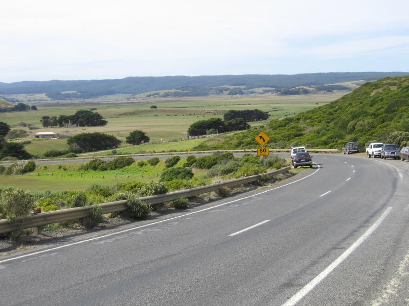 Lavers Hill - Glenaire and beach at Castle Cove: View east along Great Ocean Road near lookout at Castle Cove