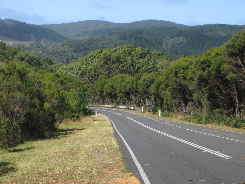 Lavers Hill - Great Ocean Road near Gellibrand River: View east along Great Ocean Road just west of Gellibrand River, between Princetown and Yuulong