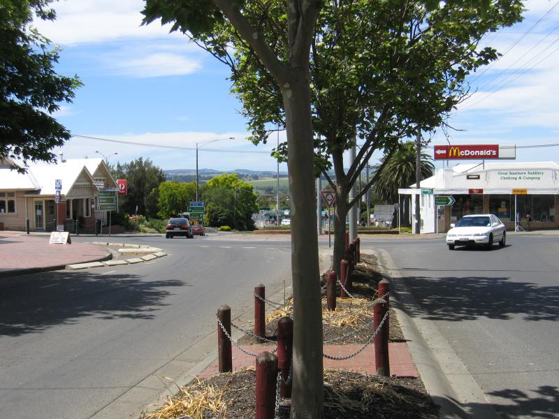 Leongatha - Commercial centre and shops - View north-west along McCartin St towards Bair St