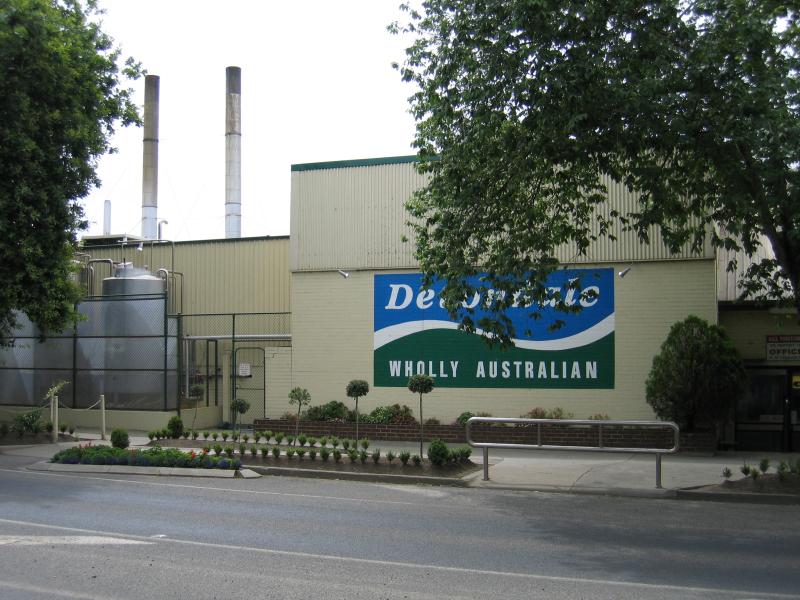 Leongatha - Devondale dairy factory, Yarragon Road - Factory, viewed from Yarragon Rd