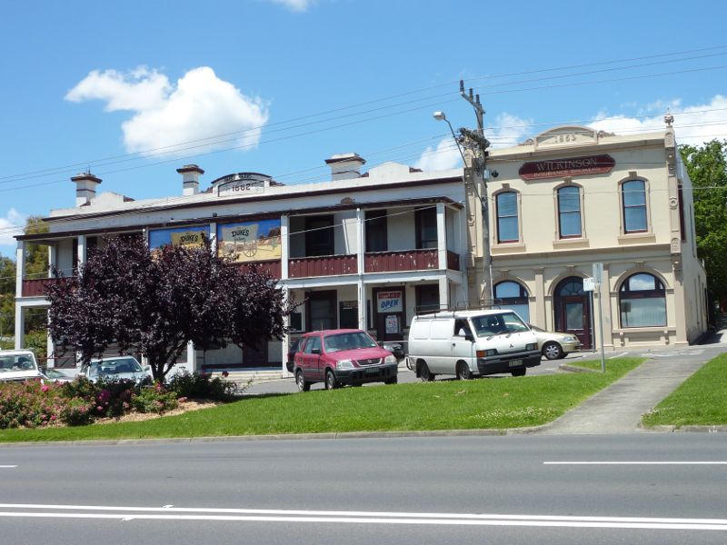 Lilydale - Shops and commercial centre, Main Street: View south across Main St towards Lilydale Hotel