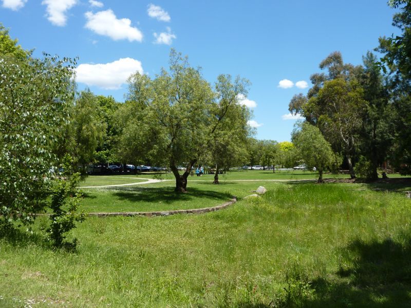 Lilydale - Melba Park, Castella Street: Swamp