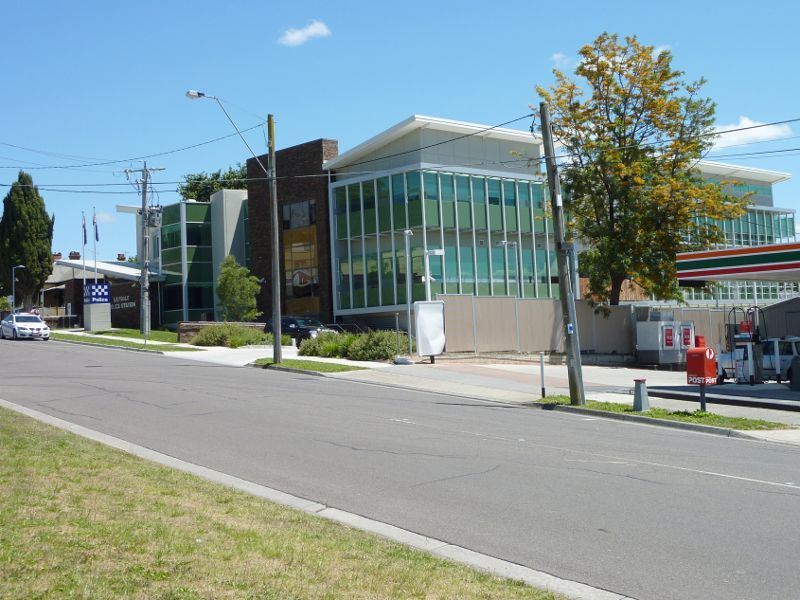 Lilydale - Around Lilydale: Police station, Albert Hill Rd