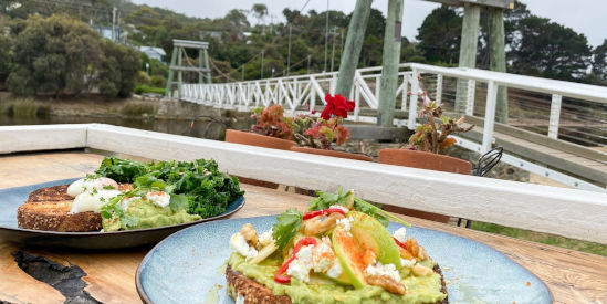 Swing Bridge Cafe & Boathouse, Lorne