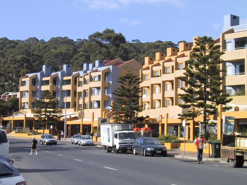 Lorne - Commercial centre and shops, Mountjoy Parade: Cumberland Resort, view south along Mountjoy Pde towards Bay St
