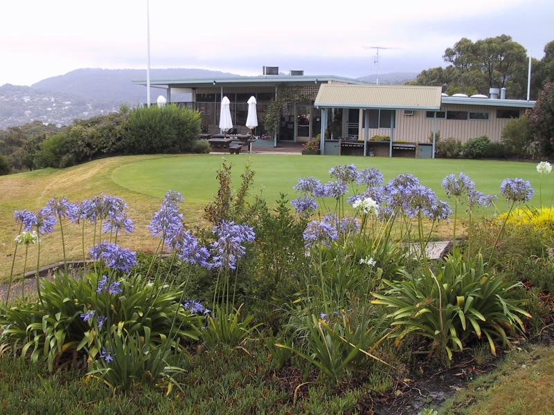 Lorne - Golf Course, Holliday Road: Club house