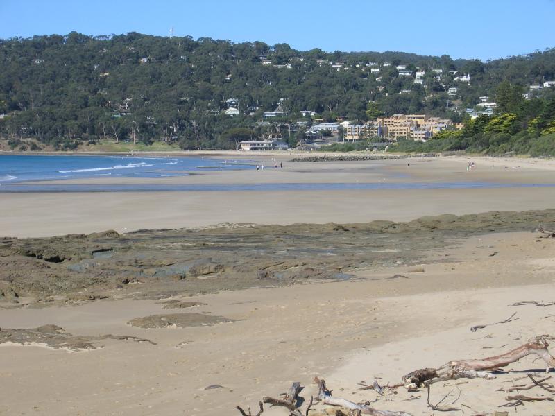 Lorne - Coast at northern end of Lorne: View south-west along coast, Great Ocean Rd near Doble St