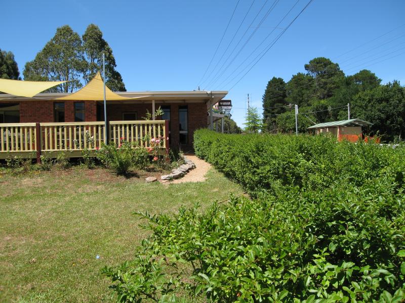 Macedon - Commercial centre and shops, Victoria Street: Hotel garden, corner Smith St and Victoria St