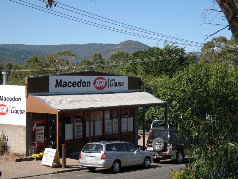 Macedon - Commercial centre and shops, Victoria Street: Supermarket, view east along Victoria St towards Margaret St