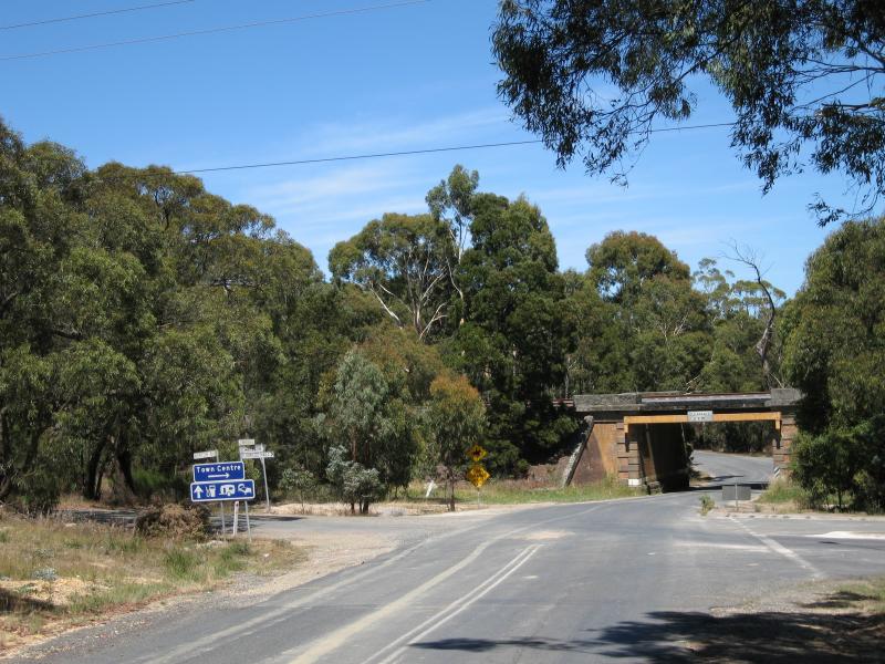 Macedon - Around Macedon: View south-west along McBean Av towards Smith St