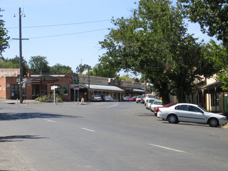 Maldon - Shops and commercial centre, High Street and Main Street: View north along High St towards Main St