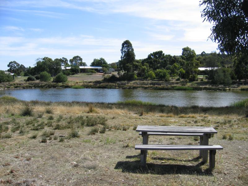 Maldon - Maldon Historic Reserve, South German Road: Lake