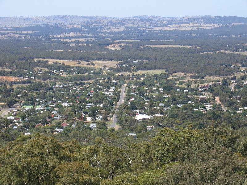 Maldon - Mount Tarrengower and lookout tower: View east from lookout to Maldon