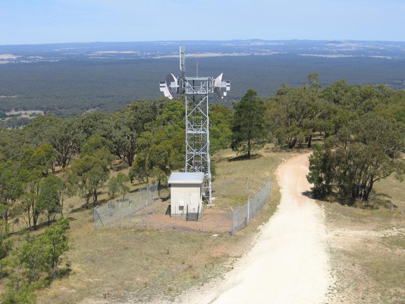 Maldon - Mount Tarrengower and lookout tower: View from lookout towards communications tower