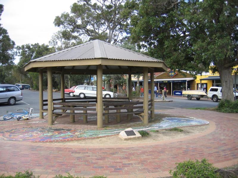 Mallacoota - Shops and commercial centre, Maurice Avenue: Rotunda, Maurice Ave opposite Betka Rd