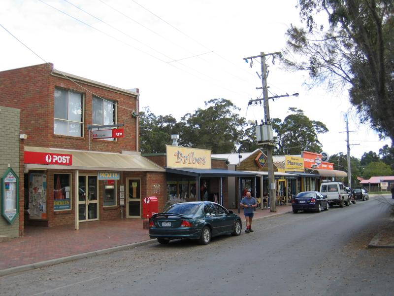 Mallacoota - Shops and commercial centre, Maurice Avenue: Post Office and shops, view south-west along Maurice Av towards Betka Rd